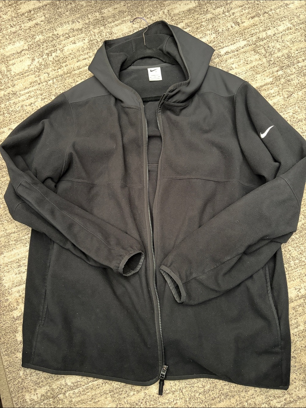 Nike Men’s Black Lightweight Full-Zip Shirt Jacket